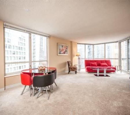 Suite Home Chicago - Eugenie Terrace Two-Bedroom Apartment エクステリア 写真