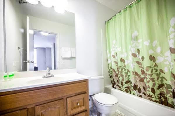 Suite Home Chicago - Eugenie Terrace Two-Bedroom Apartment エクステリア 写真