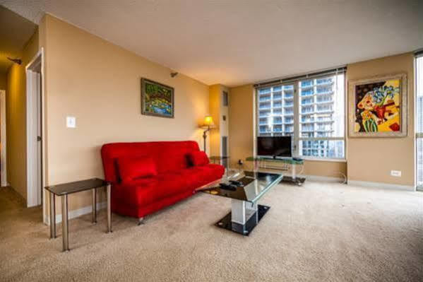 Suite Home Chicago - Eugenie Terrace Two-Bedroom Apartment エクステリア 写真